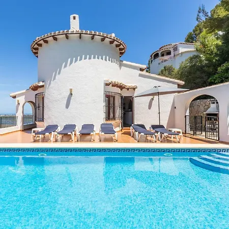 Villamax Villa Pego