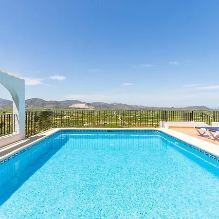 Villamax Villa Pego